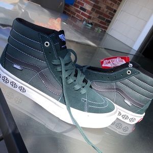 Vans Sk8 Hi Pro x Independent